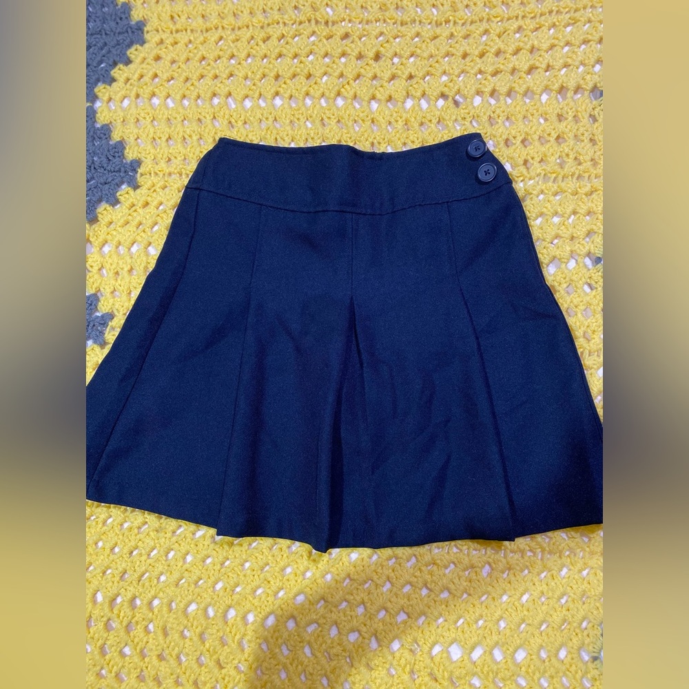 Arrow girls skirt ( school uniform) size 16